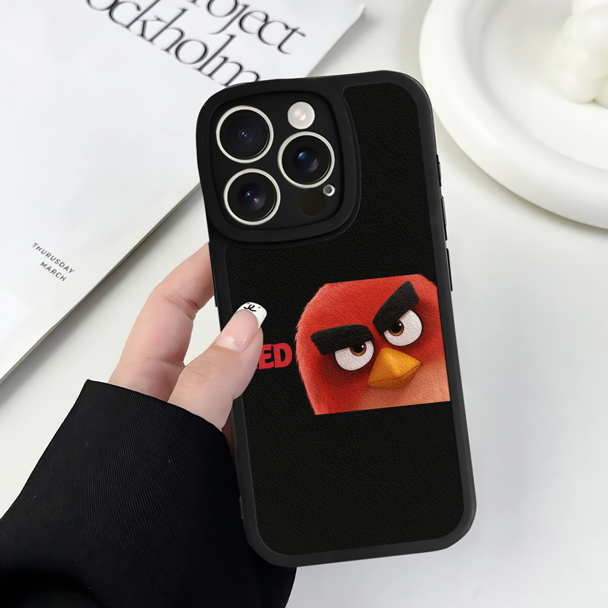 （画像用） Angry Birds アングリーバード 【iPhone 16シリーズ対応】シリコンスマホケース（レザー調） 材質：シリコン